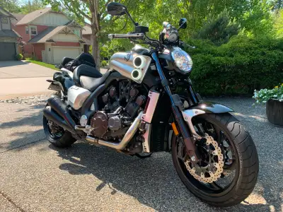 Legendary Gen 2 VMAX 1700 Price reduced by $1,000 was $13,500 This was a $25,000 motorcycle in 2013...