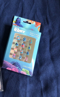New Kids Dory and Nemo Press-On Nails