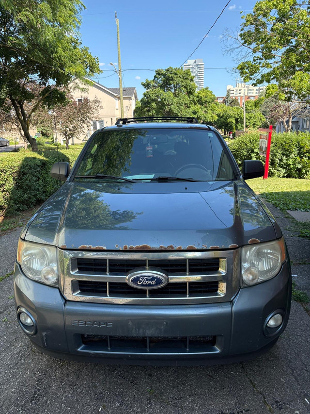 ford escape 2009 in Cars & Trucks in Mississauga / Peel Region - Image 4