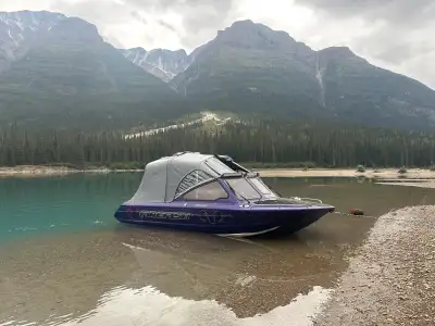16ft Firefish piranha 200 sport jet boat has 168hrs Exact welding nozzle Diesel heater 24 gallon sid...