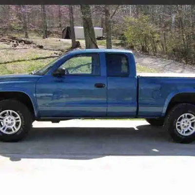 Dodge dakota 2003 178200km v6 3.9 automatic 2x4 1799$$ non negotiable Tyson