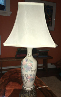 Hand decorated brass & porcelain table lamp.