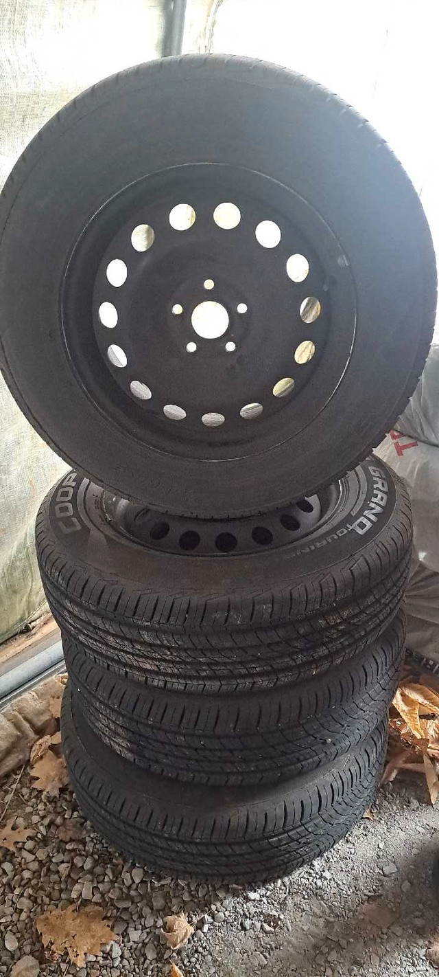 All Season Cooper Tires. in Tires & Rims in Barrie