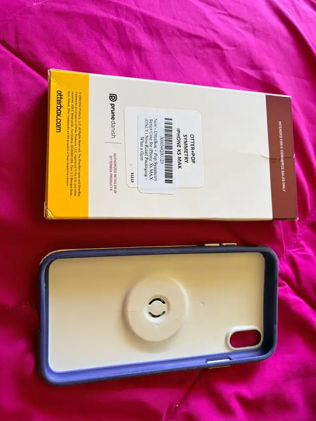 iPhone XS max in Cell Phones in Cornwall - Image 7