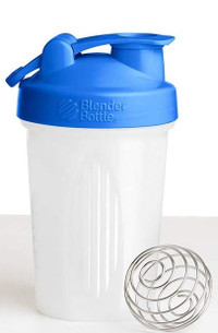 NEW Protein Shaker Bottle. Vol. 20 Oz!