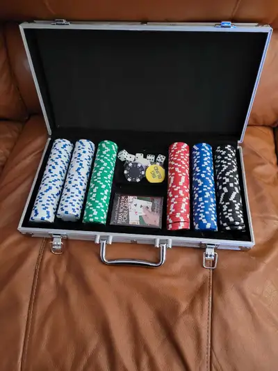Elevate your game nights with this complete Texas Hold'em poker set, featuring a full array of chips...