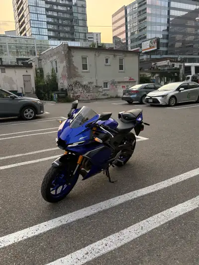 Selling my 2025 Yamaha YZF-R3. I am the original and only owner and have taken very good care of the...
