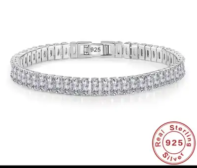 S925 silver stamp bracelet size 18, View more