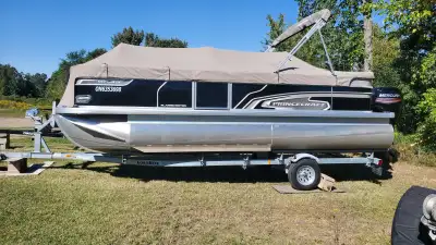 2018 Pontoon Boat – Excellent Condition – Ready for Summer! Selling our 2018 pontoon boat that has b...