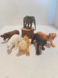 #124 Set of 6 Rubber Safari Animal Figures Toys FD Hong Kong