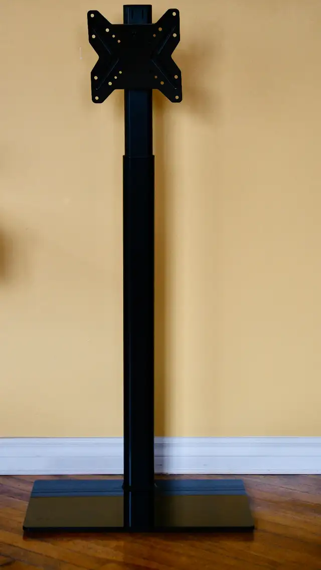 support television max  43 pouces in Video & TV Accessories in Québec City - Image 8