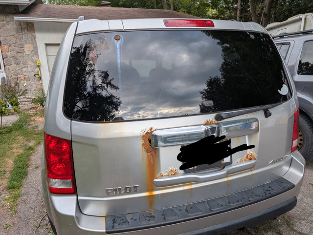 2010 Honda Pilot ***AS IS*** ...pending pick up in Cars & Trucks in Ottawa - Image 3