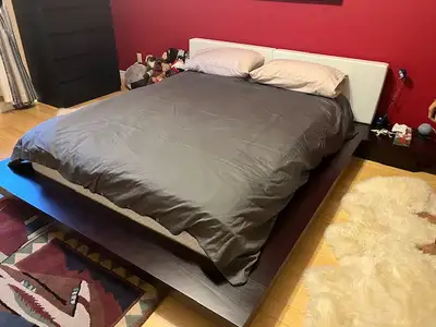 Elegant Queen Size Bed, View more