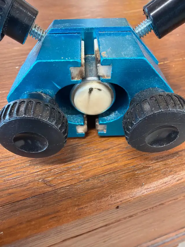 Laguna 14/12 Bandsaw Guides in Power Tools in Owen Sound - Image 6