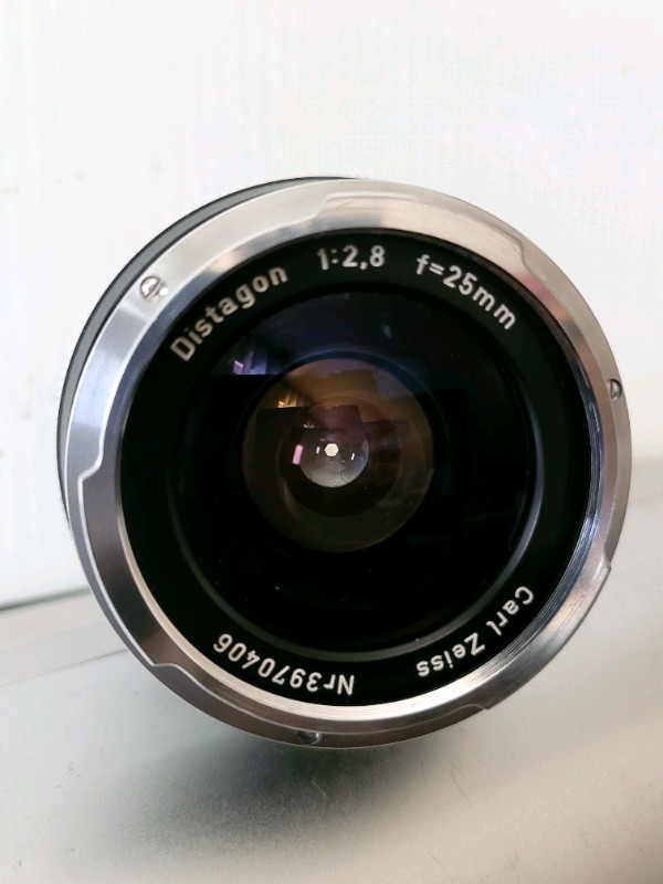 Contarex  Carl Zeiss  Distagon 25mm F/ 2 .8 Lens  dans Autre  à Ville de Montréal