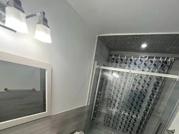 SHARED ROOM AVAILABLE IN SCARBOROUGH HEART OF CITY