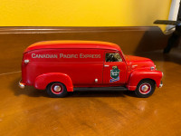 First Gear Chevrolet Panel Van Canadian Pacific Express Diecast
