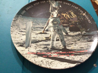 Moon  landing plate