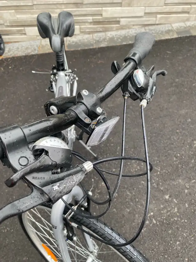 Vélo Bike DCO Élégance 701 comme neuf in Cruiser, Commuter & Hybrid in Laval / North Shore - Image 9