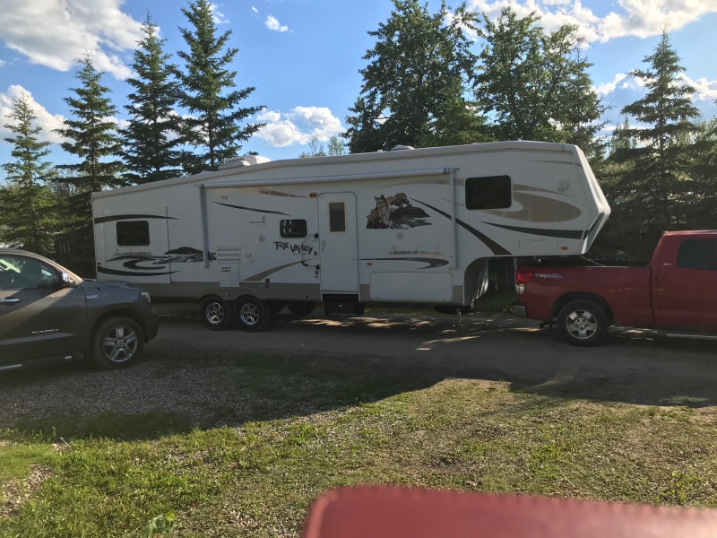 Candle Lake Mariner’s Cove 31’ fifth wheel trailer for sale RVs