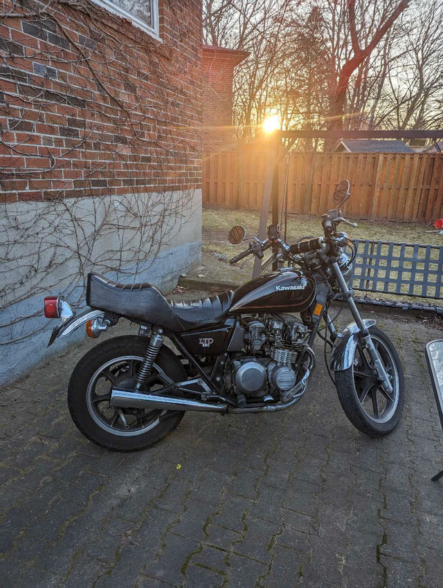 1982 Kawasaki kz550 LTD in Street, Cruisers & Choppers in City of Toronto