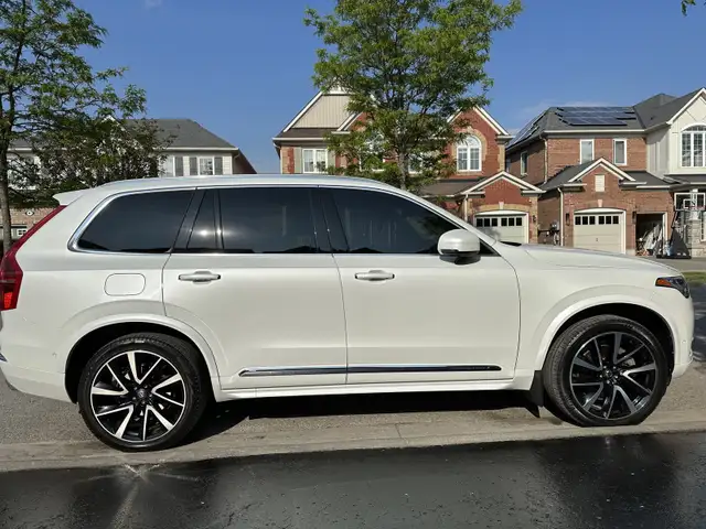 ***MINT - 2018 Volvo XC90 Inscription***
