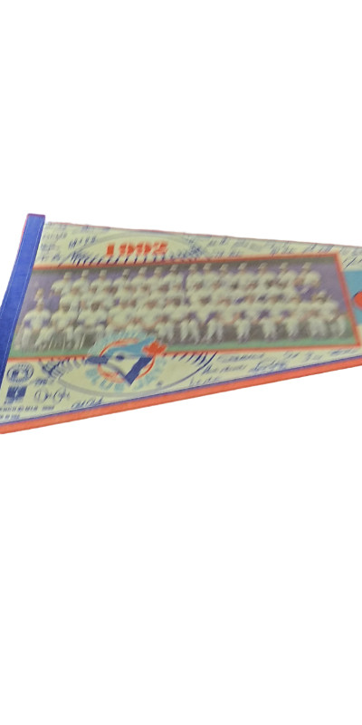 1992 TORONTO BLUE JAYS WORLD SERIES CHAMPS TEAM PENNANT in Arts & Collectibles in St. Catharines