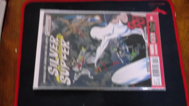 Silver Surfer 1-7 (2014 Series) Marvel Comic Book Lot Set in Comics & Graphic Novels in Owen Sound - Image 4