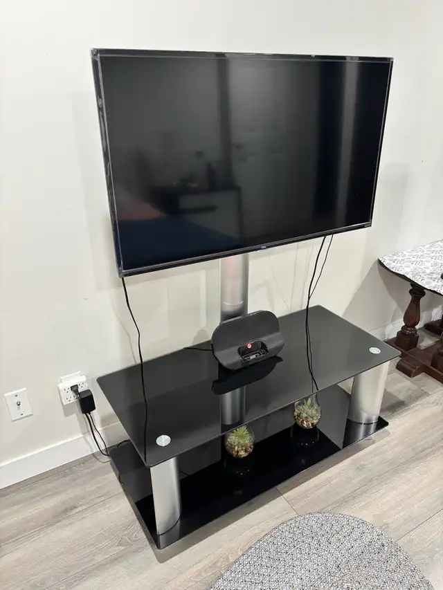 TCL Roku tv in TVs in Winnipeg - Image 2