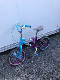 Two kids bicycles 