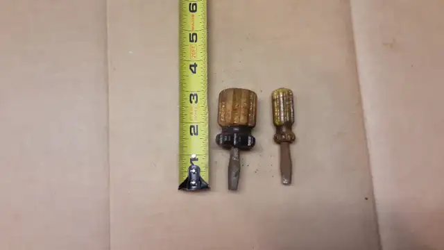 Tournevis antique64744835952257120