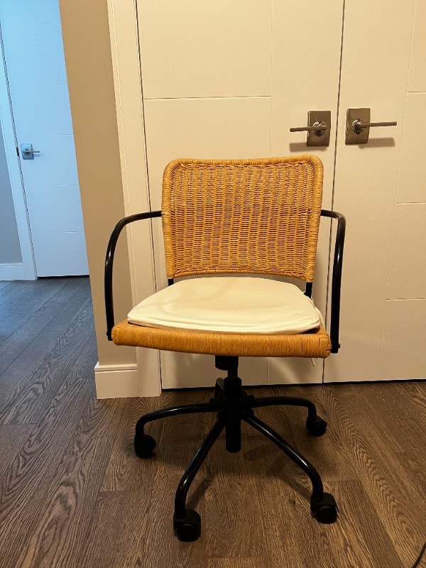 IKEA Gregor Rattan Swivel Desk Chair Chairs & Recliners Guelph Kijiji