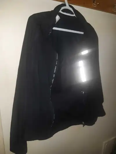 En bonne condition ! Vaut probablement environ 200$ Prix débarras....20$ Je reçois uniquement ! Vene...