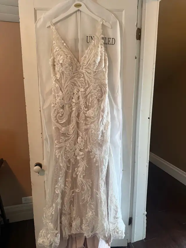 Justin Alexander Wedding dress in Wedding in Saskatoon - Image 7