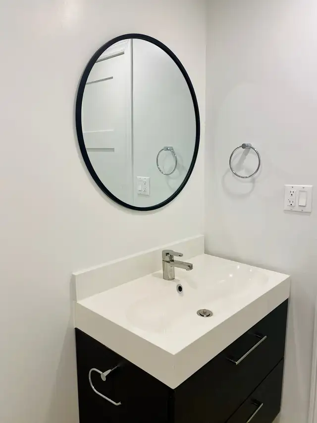 Private room for rent in shared unit scarborough63417674513921124