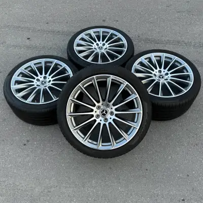 20 inch original Mercedes Benz S-Class S500 / S580 AMG rims and 255/40R20 front & 285/35R20 rear Pir...