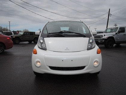 2016 Mitsubishi i-Miev Es Electric Car in Cars & Trucks in Calgary