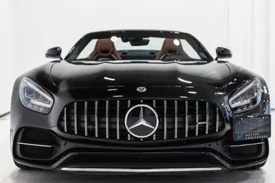 2021 Mercedes-Benz AMG GT C Roadster Drives like a dream, super good condition, no scratch and dent....