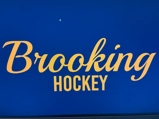 looking for hockey players - over 35 league Clarington63611960720001120