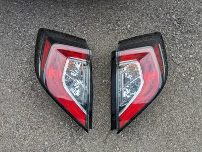 Looking to sell a pair of OEM Honda Civic Type R Tail Lights for a FK8 chassis. Pickup by Mississaug...
