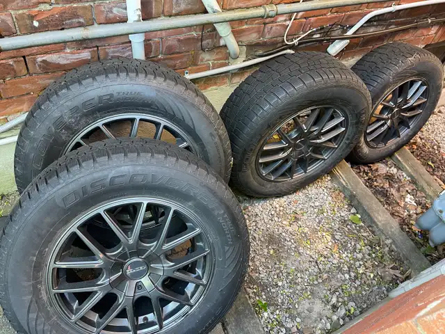 17” Winter Tires and Rims in Tires & Rims in City of Toronto - Image 4