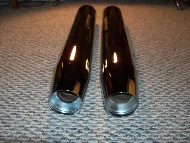 Mufflers Harley FLH Touring (stock CVO) - New in Box in Motorcycle Parts & Accessories in Hamilton - Image 4