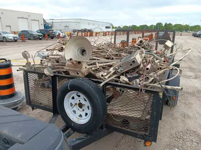 FOX RECYCLING inc. (FREE REMOVAL OF METALS) in Free Stuff in Windsor Region - Image 2