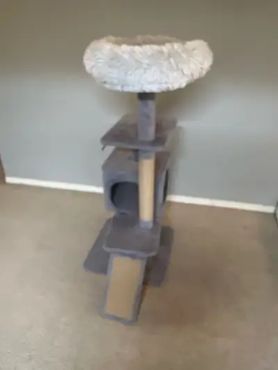 cat tower, View more