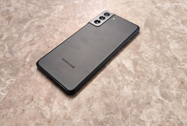 Samsung Galaxy S21 Plus dans Téléphones cellulaires  à Ville de Montréal - Image 4