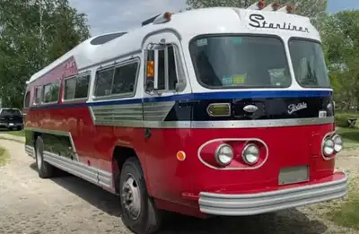 Beautiful, Rare 1957 Flxible Starliner Antique bus for sale!, View more