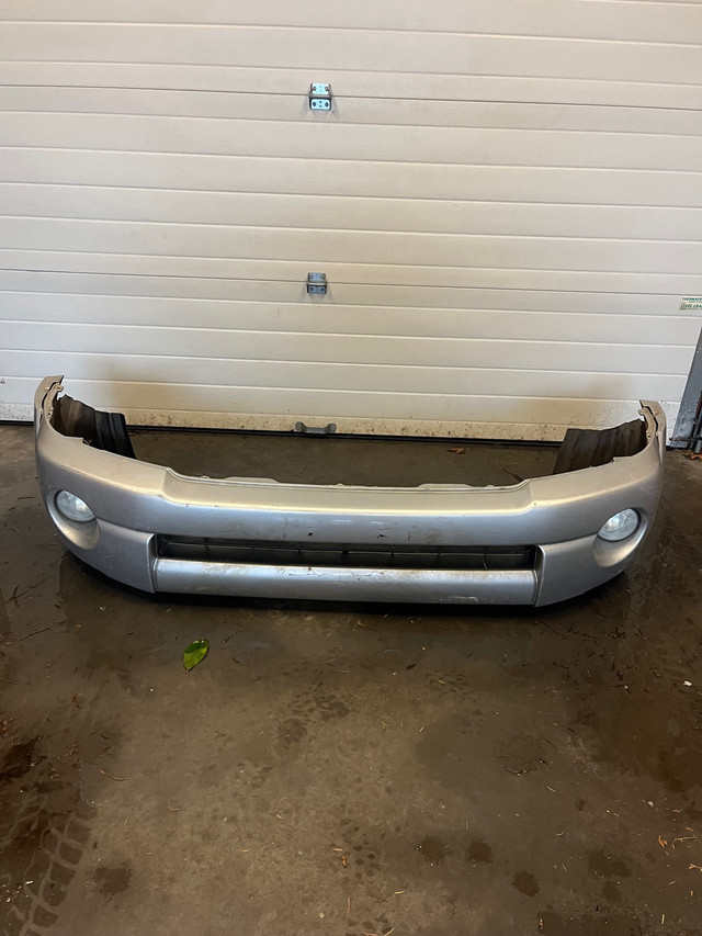 2005-2011 second Gen Tacoma front bumper in Other in Campbell River