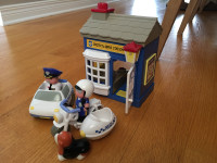 Little Tikes  STEP 2 Main Street Police Station
