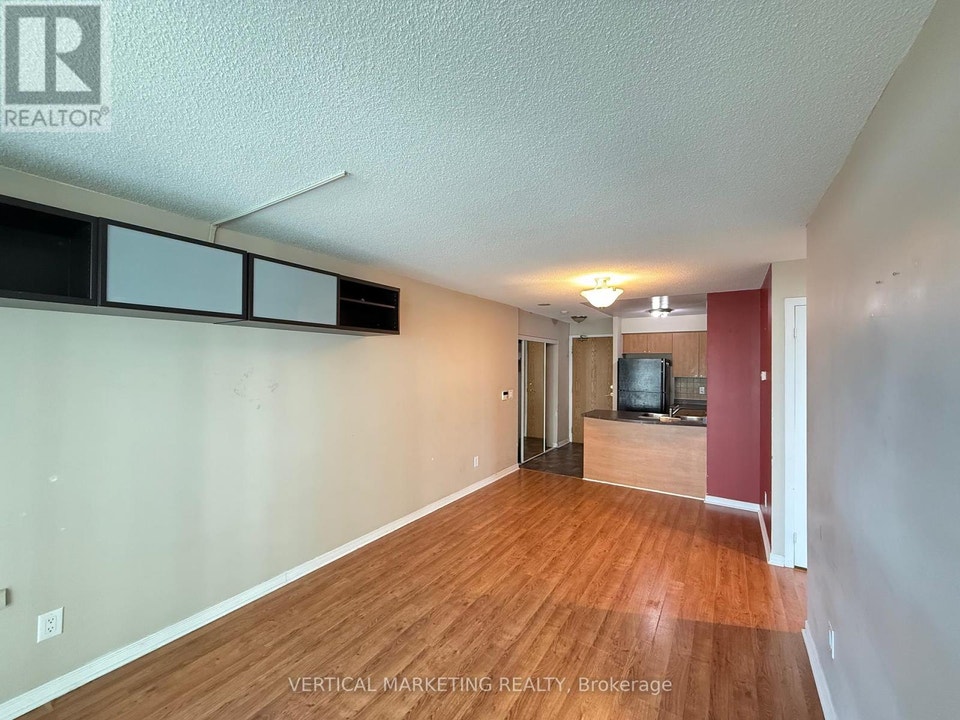 2-bedroom, 2-bathroom condo at Yonge & Finch for rent 4