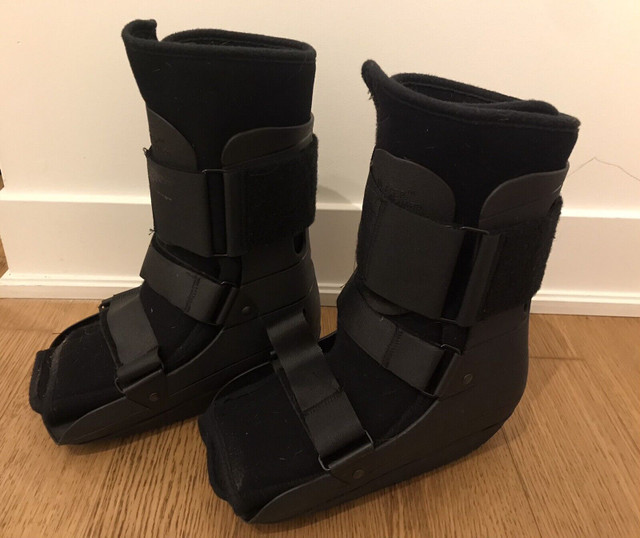 Nextep Contour Shortie Walker size Large  in Health & Special Needs in City of Toronto